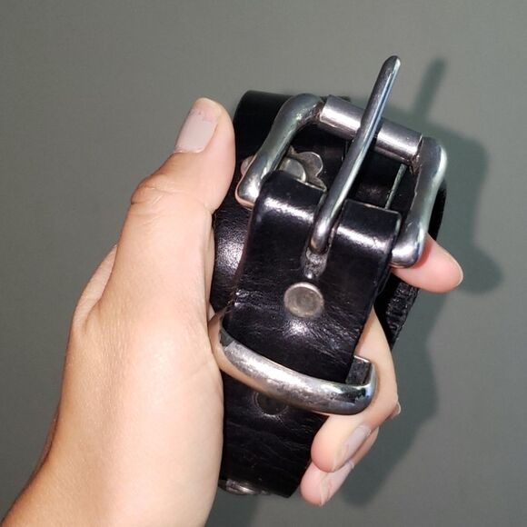 Vintage women's 90S Premium Italian Leather Belt with Flowers - Picture 3 of 5